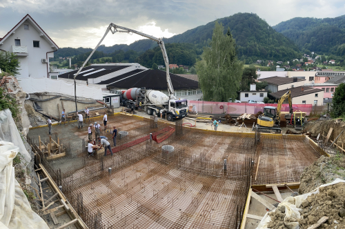 Stanovanjski Objekt Vila Blok Zagorje